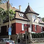 Hunyadi Bed & Breakfast