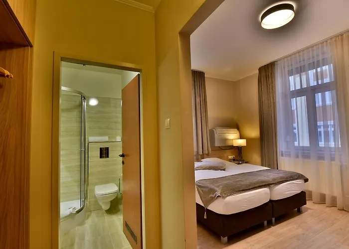 Hunyadi Bed & Breakfast