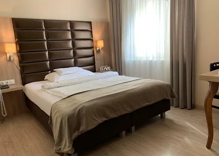 Hunyadi Bed & Breakfast 4*